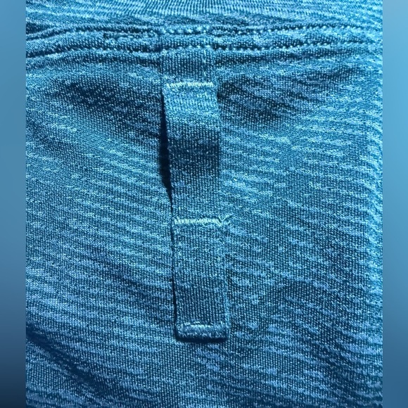 Lululemon Drysense Training Shirt
Marble Map Jacquard Blue Borealis Soft Denim - Picture 11 of 11